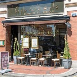 BOULEVARD CAFÉ