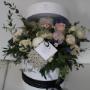 Hat Box flowers - www.tlflowers.ie