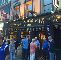 THE ARCH BAR