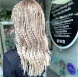 THE HAIR LOUNGE