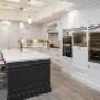 'Avalon' bespoke kitchen