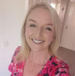 Radiance Healing With Niamh